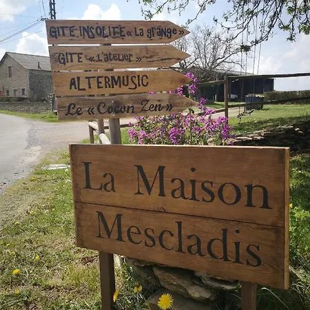 Semesterbostad La Maison Mescladis *